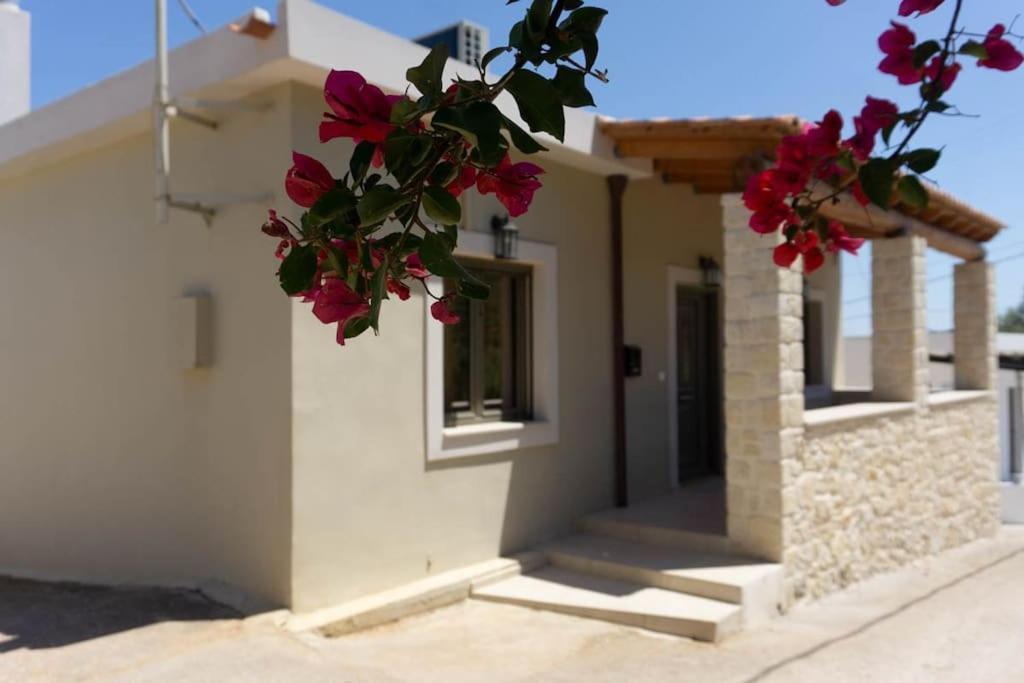 Casa Di Kapaka - New Villa In The Countryside Roupai Ngoại thất bức ảnh