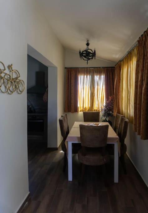 Casa Di Kapaka - New Villa In The Countryside Roupai Ngoại thất bức ảnh